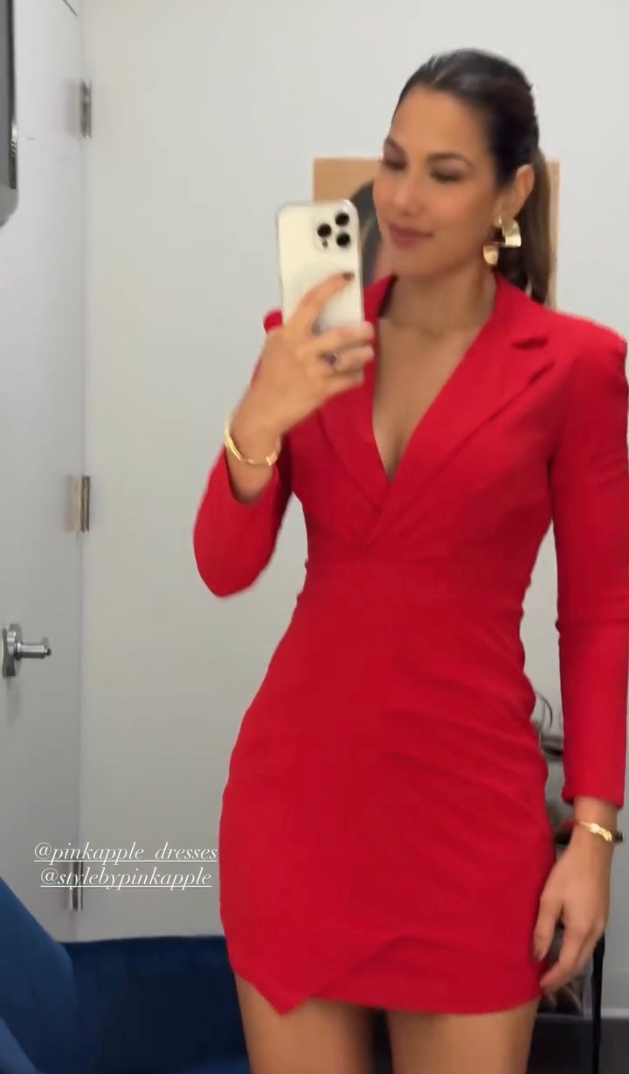 MILOS Long Sleeve V Neck Bodycon Dress