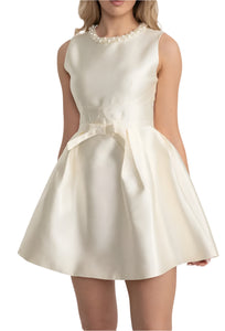 MAGNOLIA Elegant Satin Bodycon Dress